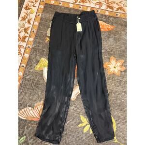 Jodifl Black Straight Leg Pants Women’s Small NWT Lightweight Pull On Pants
